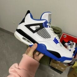 Alternative view of Air Jordan 4 Motorsports