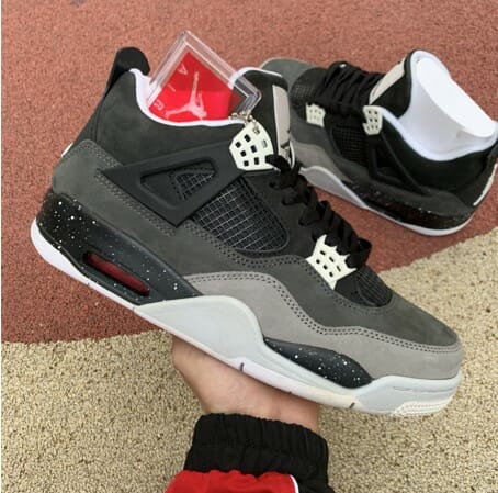 Air Jordan 4 Oreo - Image 3