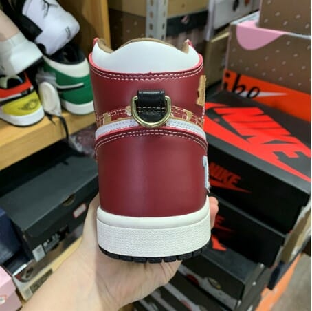 Air Jordan 1 Maroon - Image 3