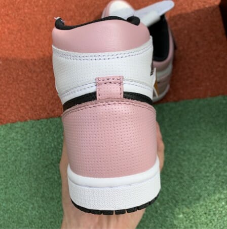 Air Jordan 1 “Misplaced”