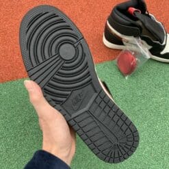 Air Jordan 1 Black And White