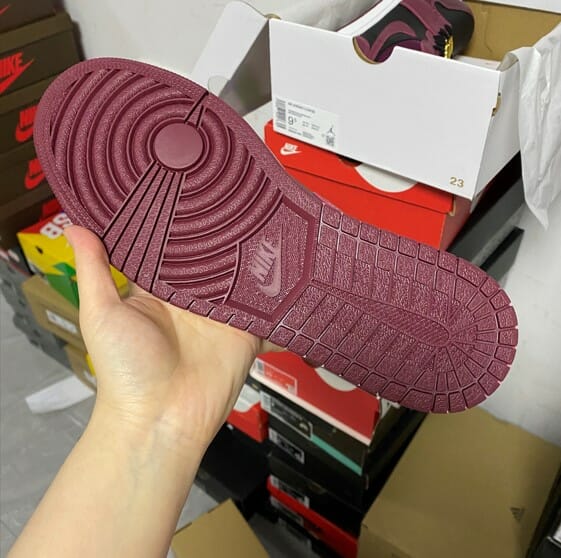 Air Jordan 1 Low Beetroot Gold Pendant