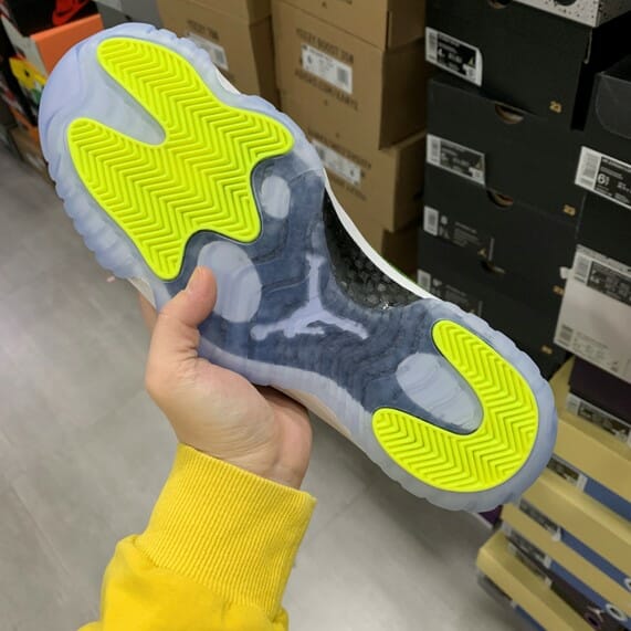 Air Jordan 11 Green Snakeskin