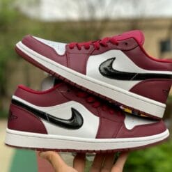 Air Jordan 1 Low Chicago
