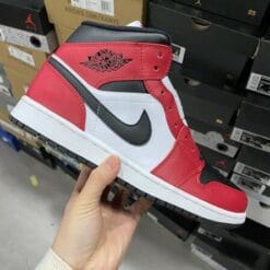 Air Jordan 1 Mid Black Red