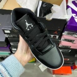 Air Jordan 1 Mid SE GS Black And Green