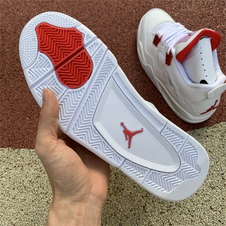 Air Jordan 4 Red Metallic - Image 4