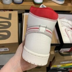 Air Jordan 1 Phantom