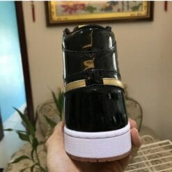 Air Jordan 1 Black Gold OG