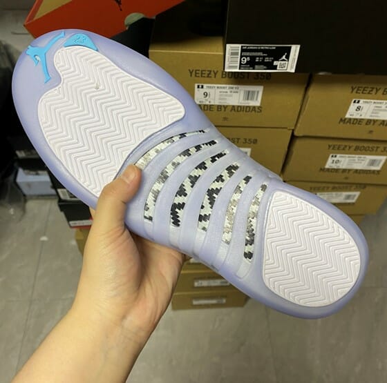 Air Jordan 12 Low Easter
