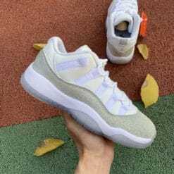 Air Jordan 11 Low Metallic Siliver