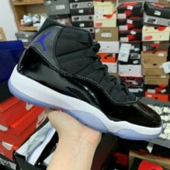 Air Jordan 11 Space Jam