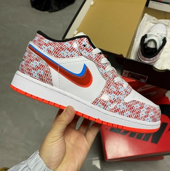 Air Jordan 1 Low SE GS “Take Flight”