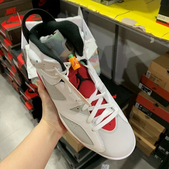 Air Jordan 6 Hare