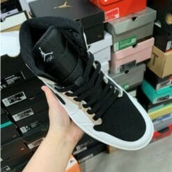 Air Jordan 1 Mid Little Leonard Liquid Silver