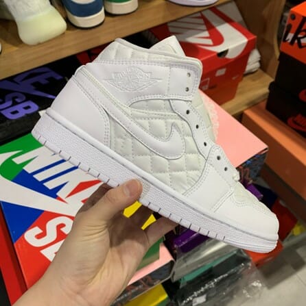 Air Jordan 1 Mid Quilted Plain White