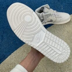 Air Jordan 1 Mid SE Grey Silver White