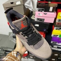 Air Jordan 4 “Taupe Haze”