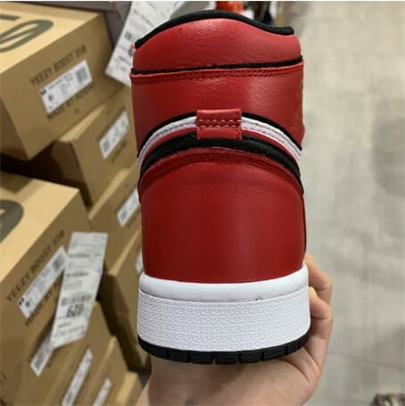Air Jordan 1 OG Bloodline 2.0