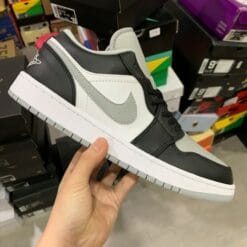 Air Jordan 1 Low ‘Light Smoke Grey’