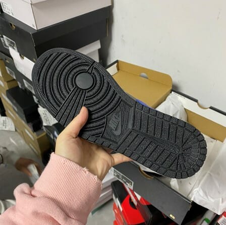 Air Jordan 1 Mid Black Blue