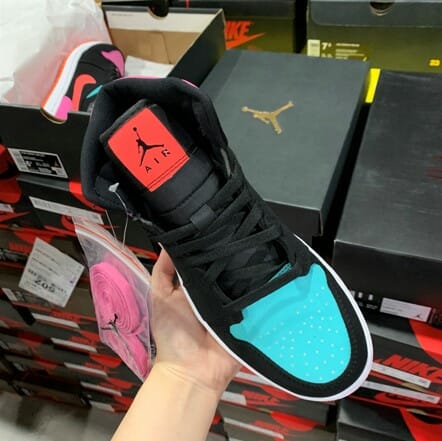 Air Jordan 1 Mid GS 3M Reflective Color