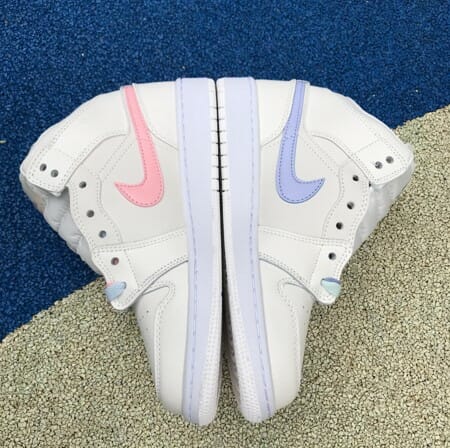 Air Jordan 1 Mid Streamer Mandarin Duck