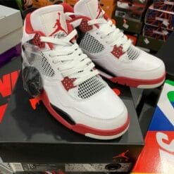 Air Jordan 4 Fire Red