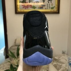 Air Jordan 11 Retro Cap and Gown
