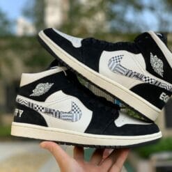 Alternative view of Air Jordan 1 Mid Equality 2019