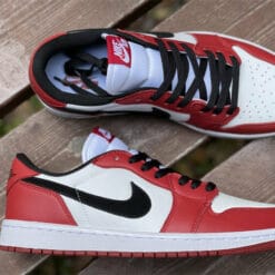 Air Jordan 1 Retro Low Chicago 2016