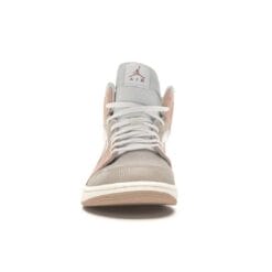 Alternative view of Air Jordan 1 Mid Milan