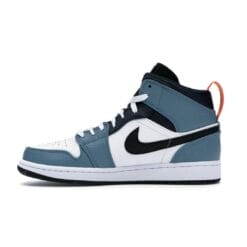 Alternative view of Air Jordan 1 Mid Fearless Facetasm