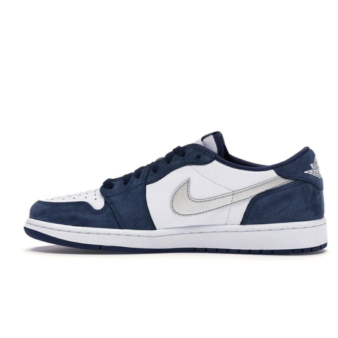 Air Jordan 1 Low SB Midnight Navy - Image 3