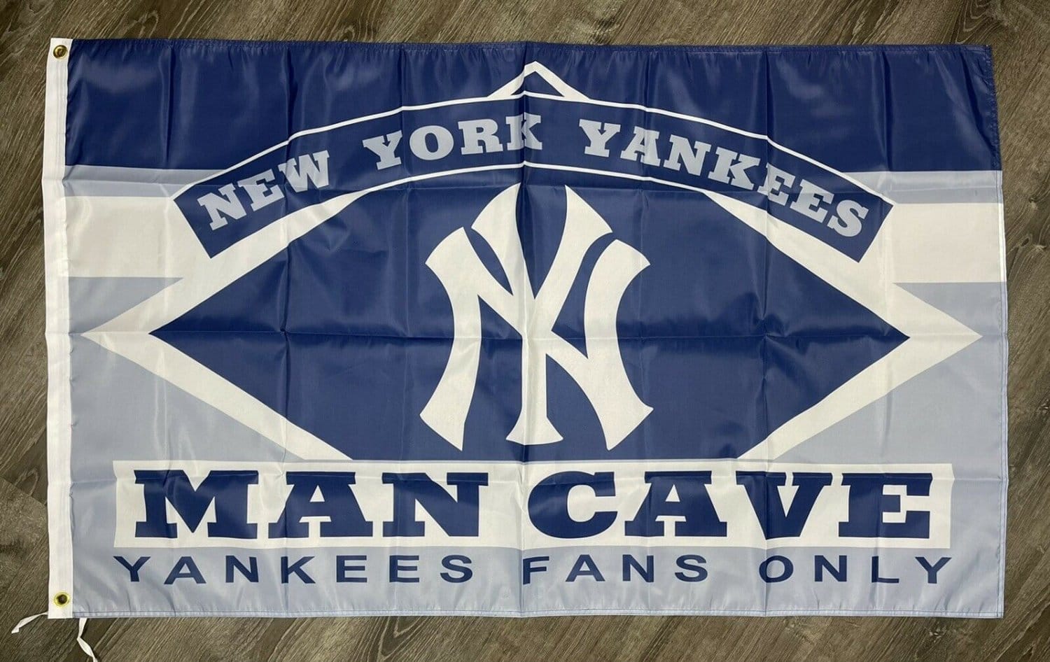 New York Yankees Man-Cave Flag 3x5 ft Sports Baseball Banner Garage Bar Pub