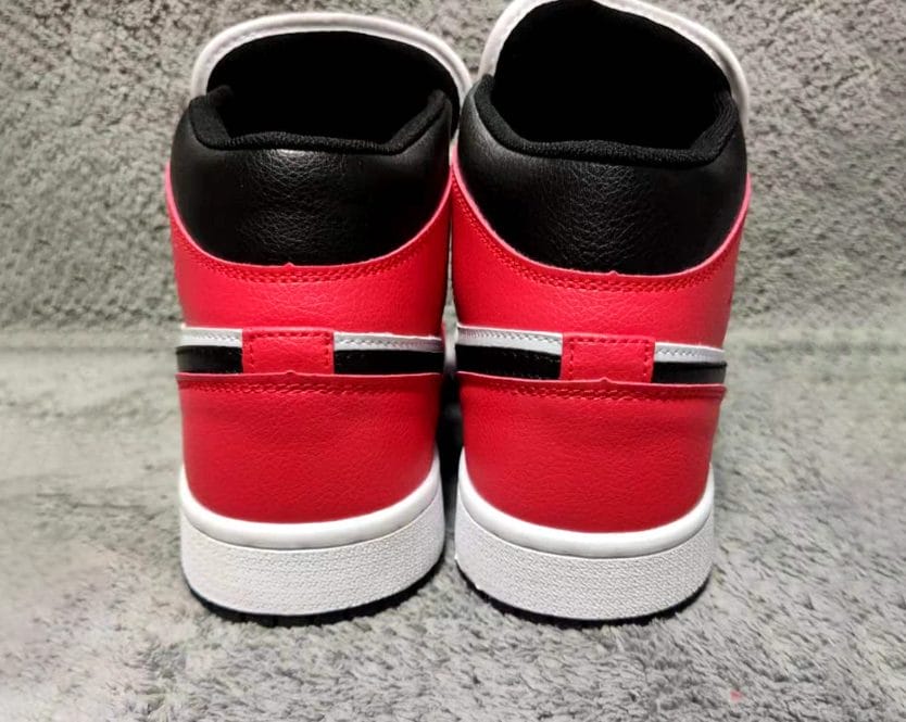 Air Jordan 1 Mid Chicago Toe Shoes Sneakers - Image 6