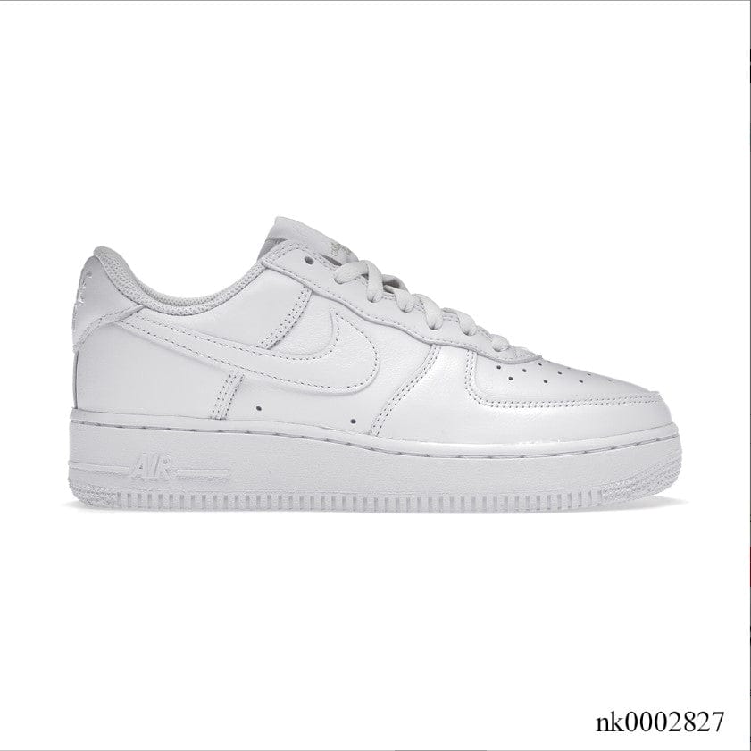 Alternative view of Air Force 1 ’07 Low Color of the Month Triple White Shoes Sneakers