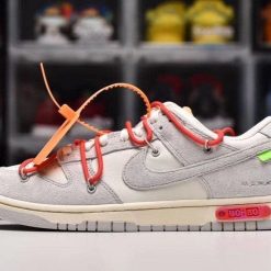 Alternative view of Dunk Low Off-White Lot 40 Shoes Sneakers