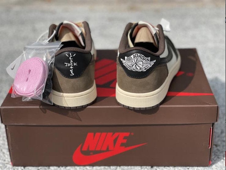 Travis Scott x Air Jordan 1 Low OG SP Dark Mocha Shoes Sneakers - Image 2