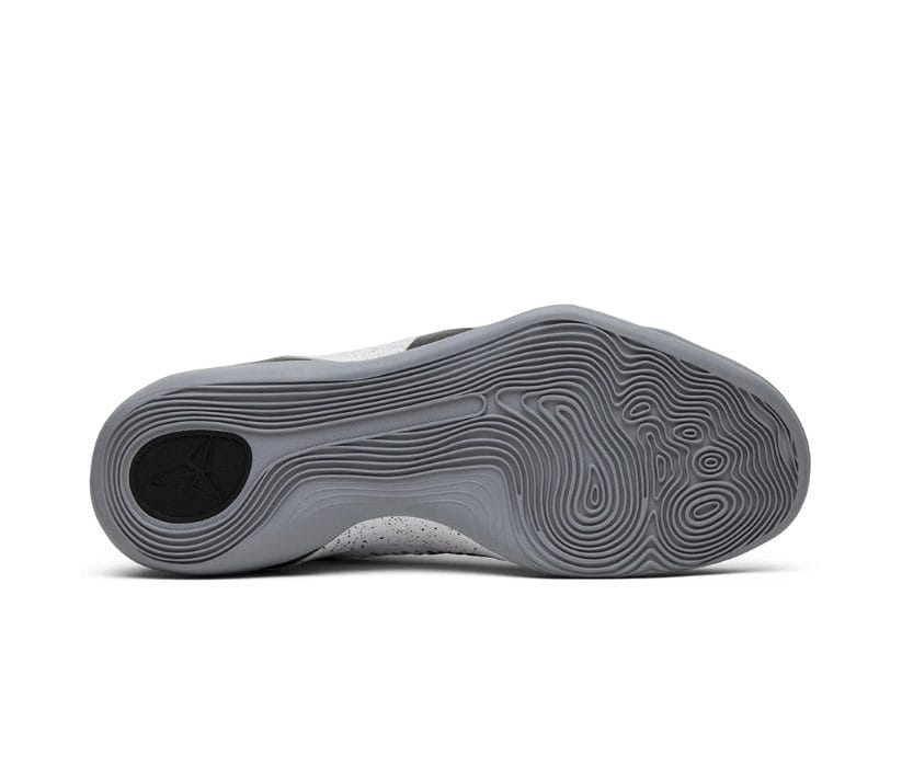 Kobe 9 Elite Low Beethoven Shoes Sneakers - Image 4