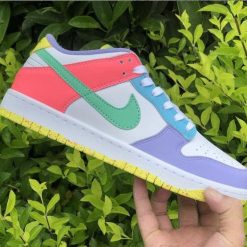 Alternative view of Dunk Low SE Candy Shoes Sneakers