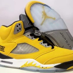 Alternative view of Air Jordan 5 Tokyo (2025) Shoes Sneakers