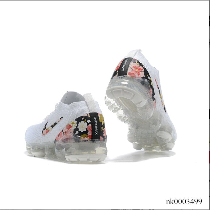 Alternative view of Air VaporMax Flyknit Shoes Sneakers (W)
