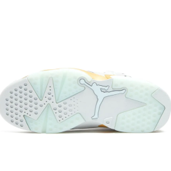 Alternative view of AJ 6 ParisPearl Shoes Sneakers