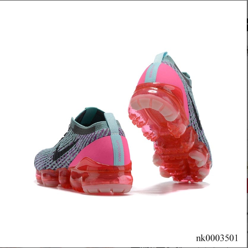Alternative view of Air VaporMax Flyknit Shoes Sneakers (W) 4