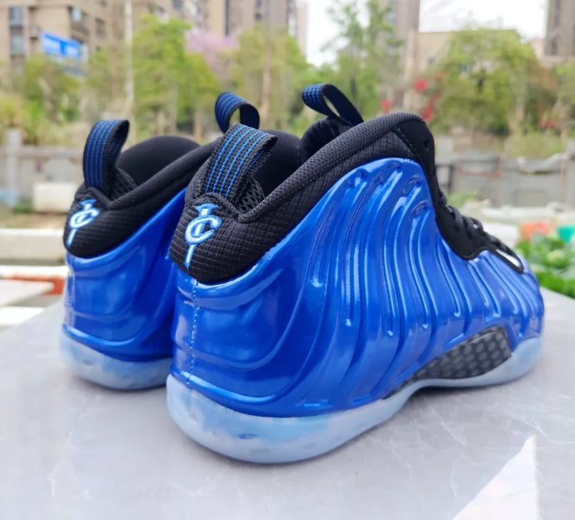 Air Foamposite One Royal Shoes Sneakers - Image 3