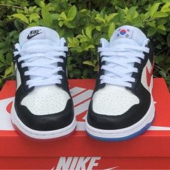 Alternative view of Dunk Low Seoul Shoes Sneakers