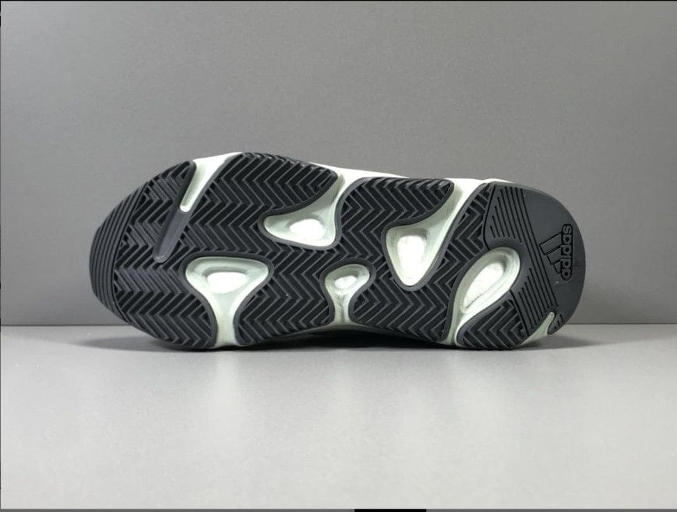 Yeezy Boost 700 Salt Shoes Sneakers - Image 4
