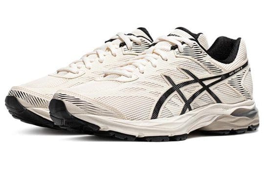 Asics Gel-Flux 4 White Black 1011B934-200 - Image 5