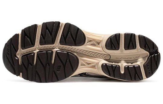 Asics Gel-Flux CN Cream White Black 1011B646-101 - Image 4